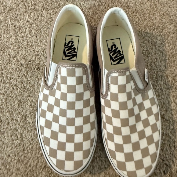 Vans Beige and White Checkered Slip-Ons - Picture 4 of 4